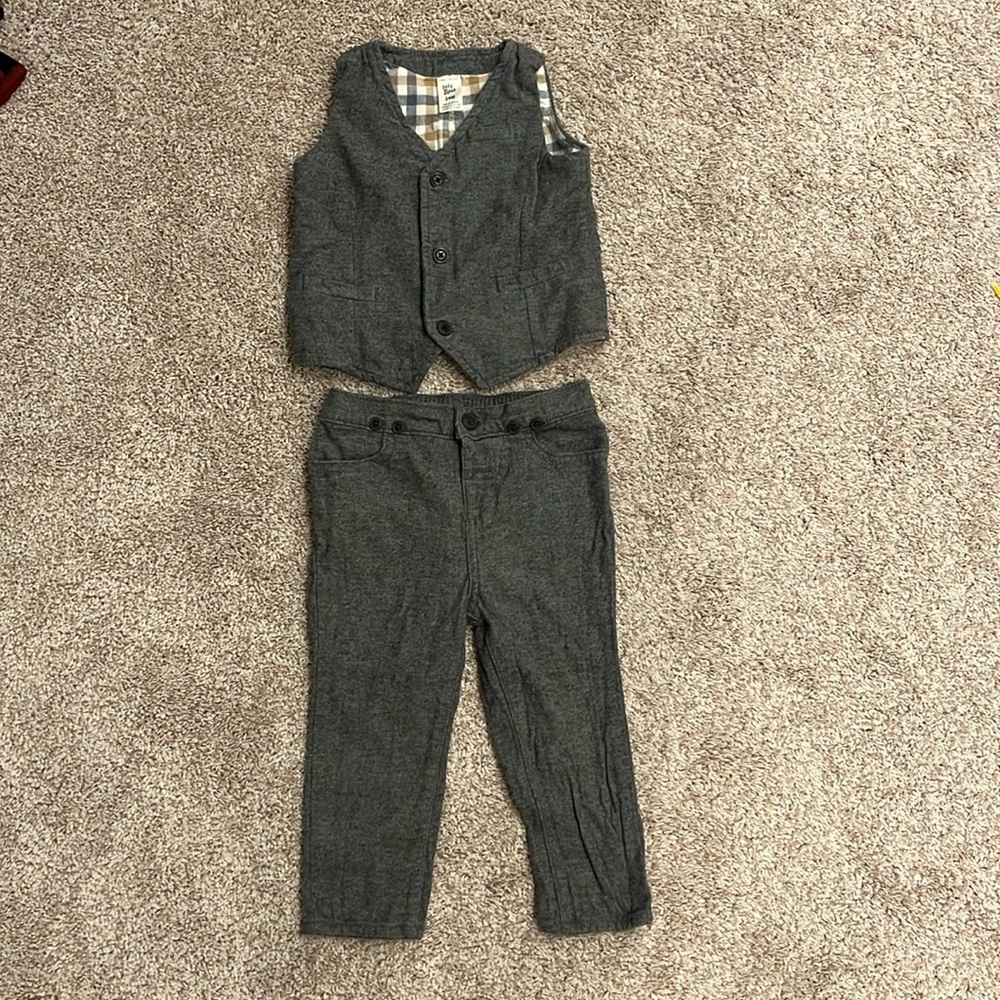 Baby pants and vest set 24m